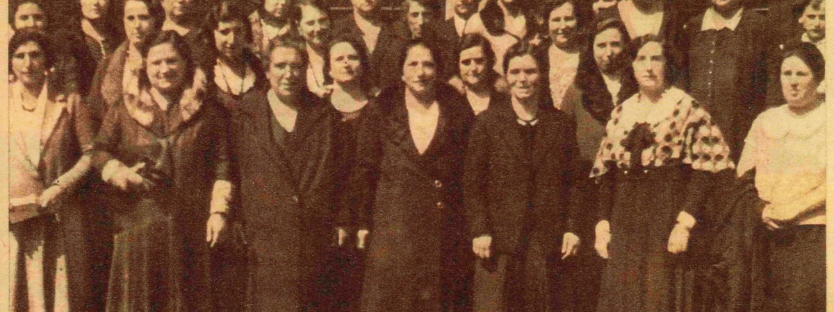 Las Mujeres Modernas de Torre Urizar - Julia Monge